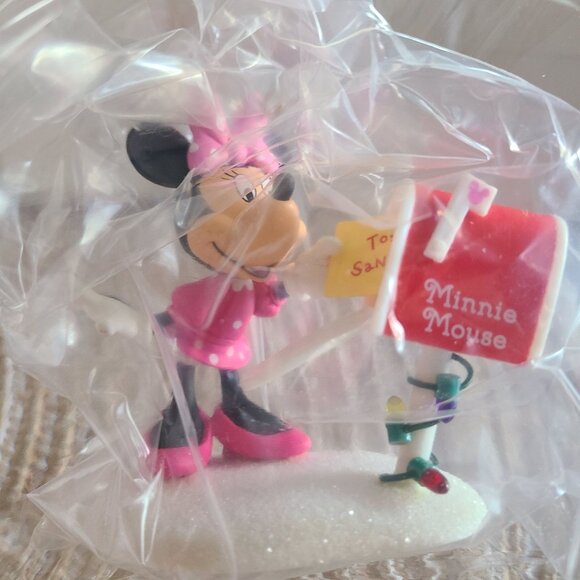 Hallmark Disney Minnie's Letter to Santa - Picture 3 of 5